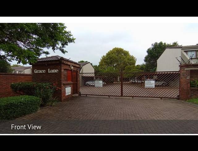 2 BEDROOM APARTMENT FOR SALE IN SUNNINGHILL